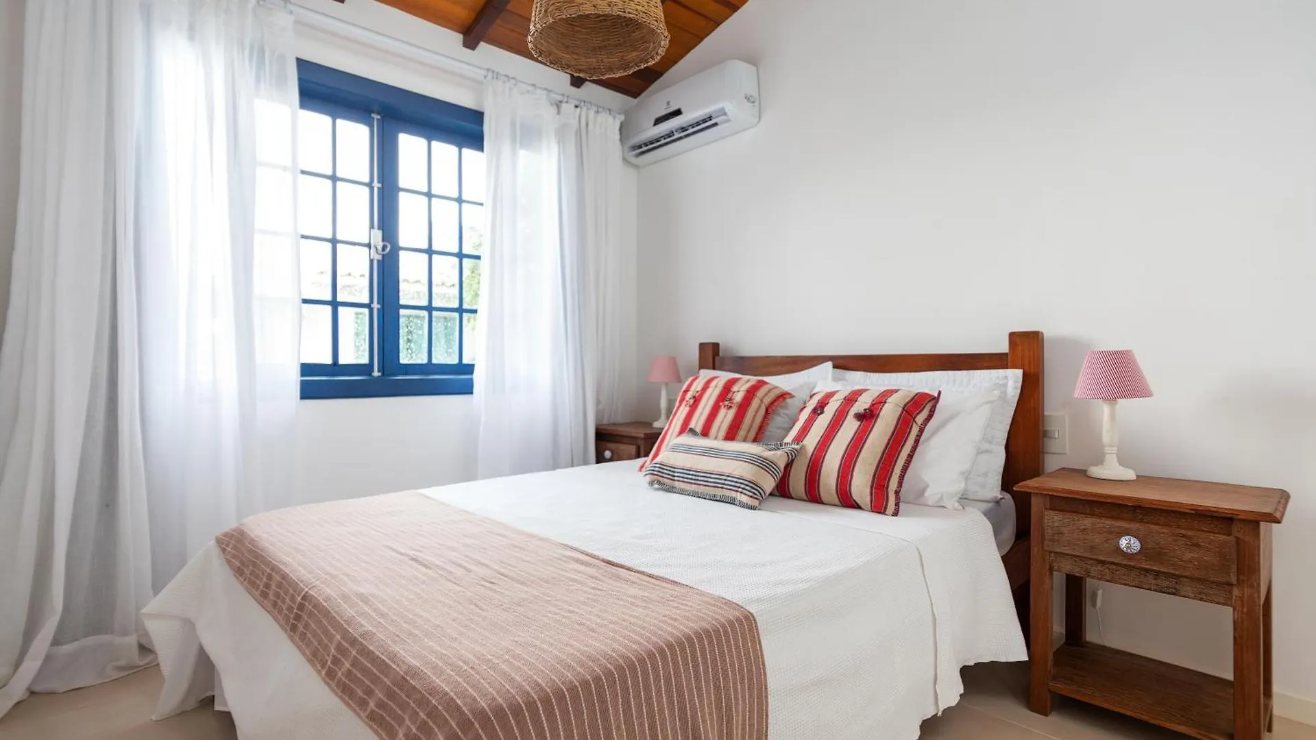 Holiday home 100 Metros Da Praia, Com Piscina Em Buzios